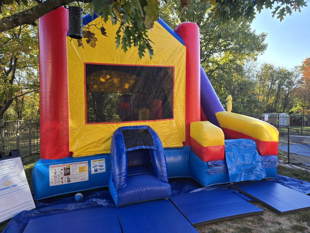 6 in 1 Bounce House